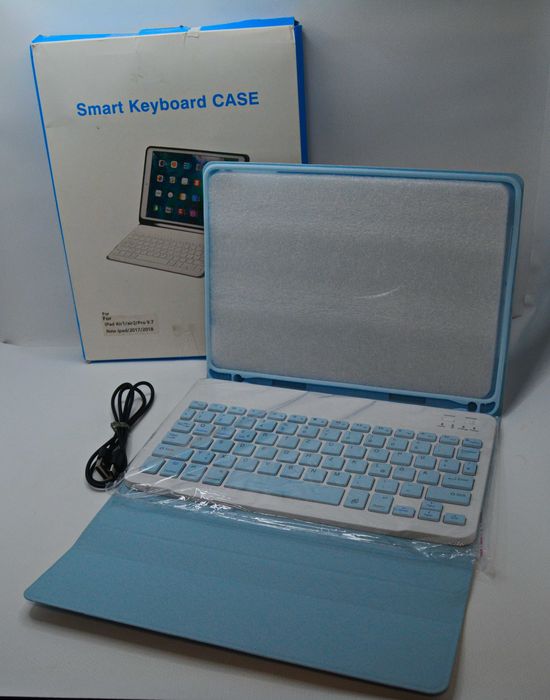 Чехол з Bluetooth клавіатурою для iPad 9.7 [Air 1/2, Pro, 2017/2018] з місцем для стилуса