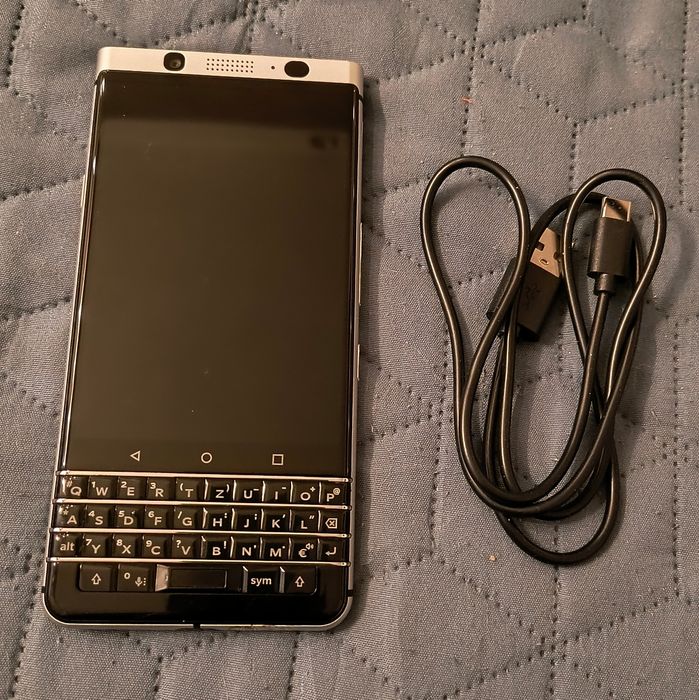 Smartfon BlackBerry KeyOne 32GB srebrny