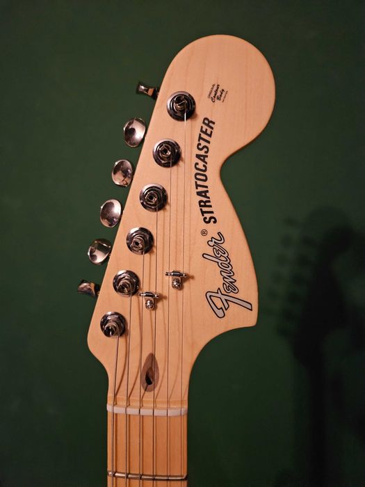 Fender Starotacaster American Performer HSS