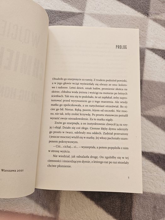 książka "Dług Honorowy" W. Chmielarz