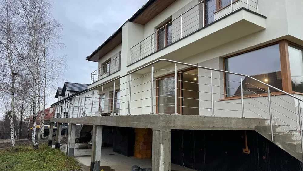 Balustrady nierdzewne zabezpieczenia okienne