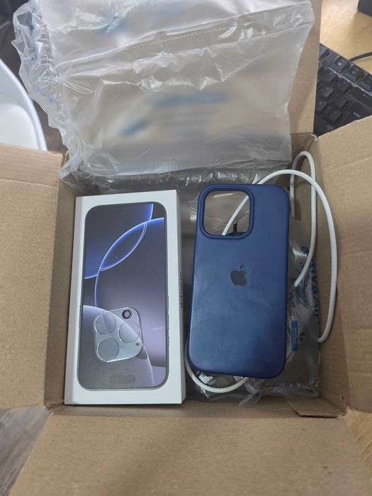 iPhone 16 Pro 128gb Preto - Como Novo