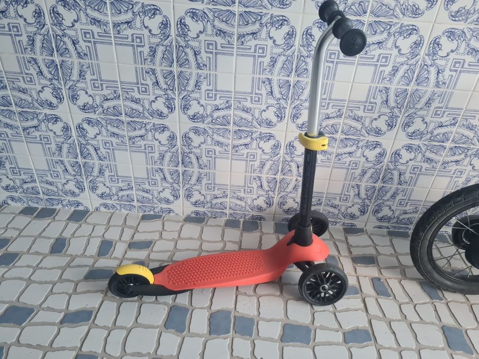 Trotinete Criança Btwin B100 3 Rodas
Trotinete Criança Btwin B100 3 Ro
