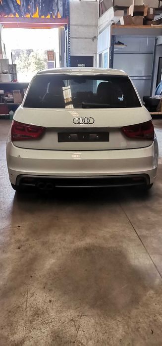 AUDI A1 S-LINE PARA PEÇAS!!