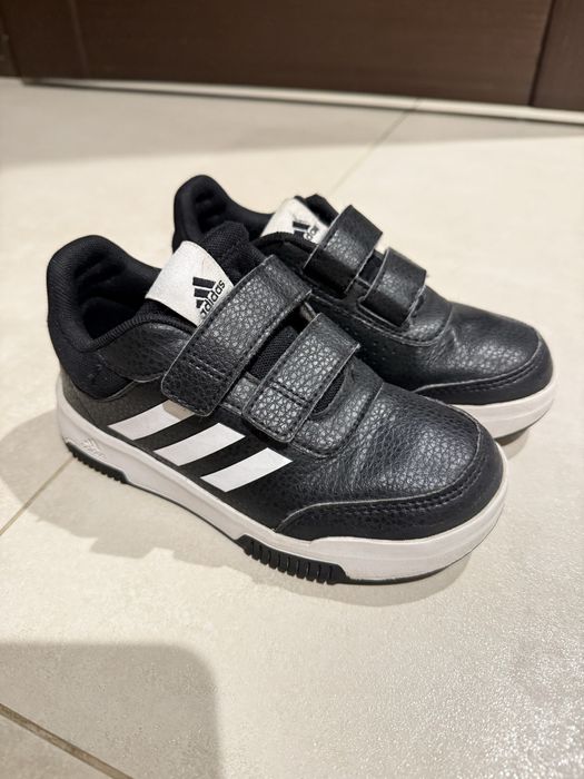 Продаю дитячі кросівни осінь