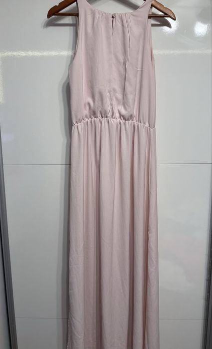 Sukienka pudrowo-różowa