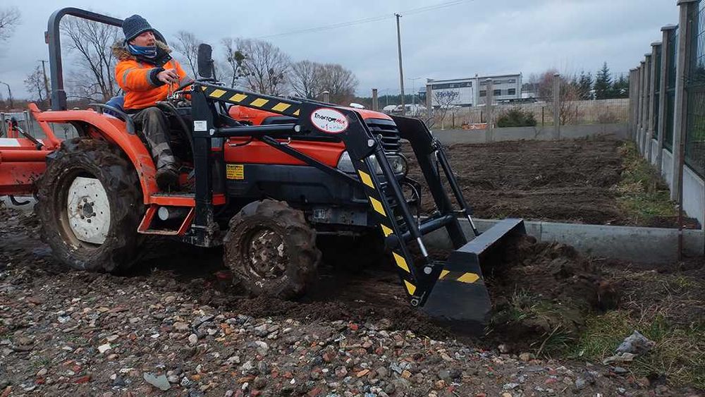 Wywóz ziemi oraz Transport ciągnikiem rolniczym