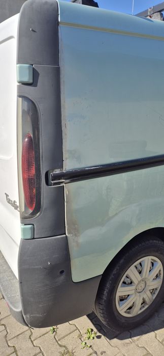 Opel Vivaro 1.9 DCI 100KM HAK