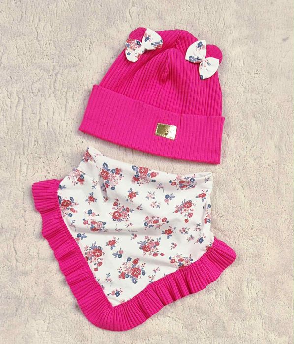 Komplet dziewczęcy w kolorse fuksja w kwiatki rozmiar M