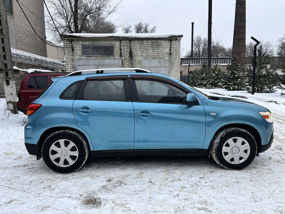 Mitsubishi ASX 2011 року