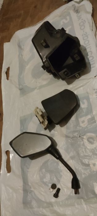 Bomba travão, Espelho , carnagens e outras peças Honda PCX 2017