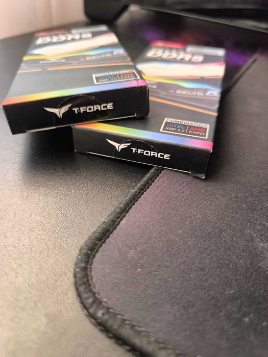 Memória RAM DDR5 T-Force Delta 32GB (2x16GB) 6000MHz – Nova e Selada