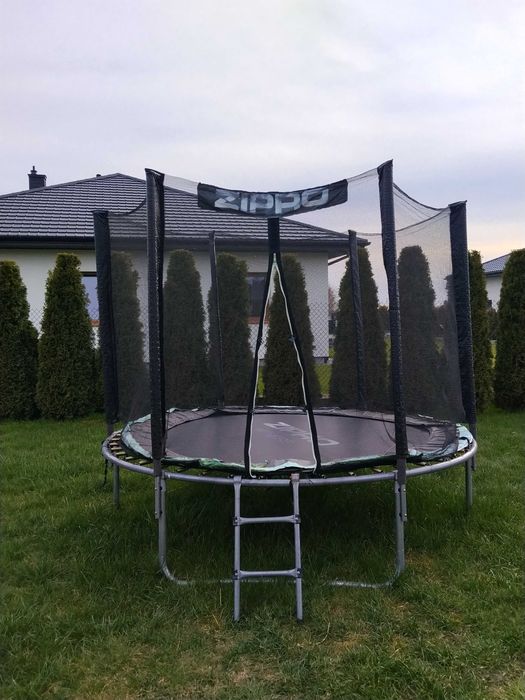 Trampolina zipro