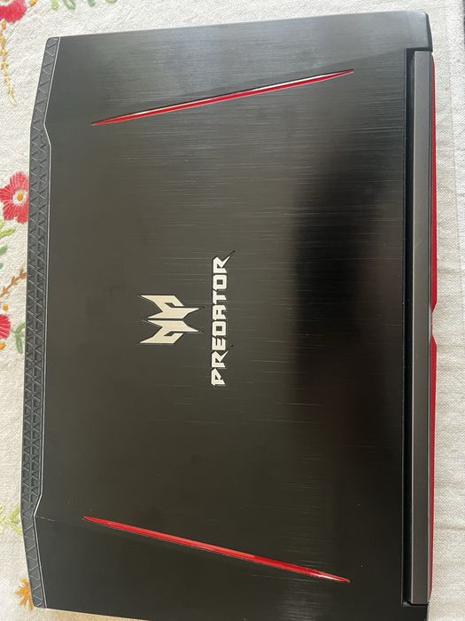 ноутбук Acer Predator Helios 300