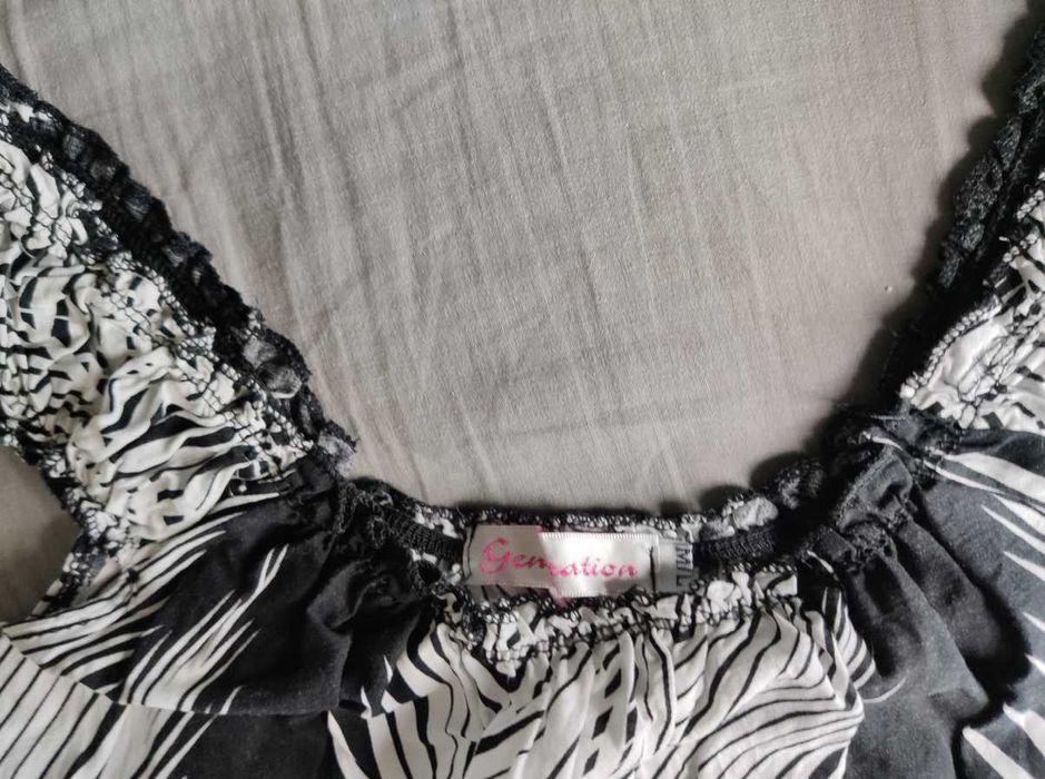 Generation Długi sukienka maxi czarna w białe liście palmowe na lato