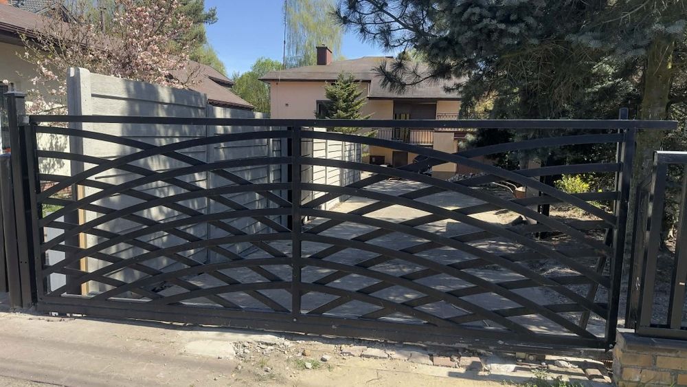 Brama przesuwna plus sprzeslo