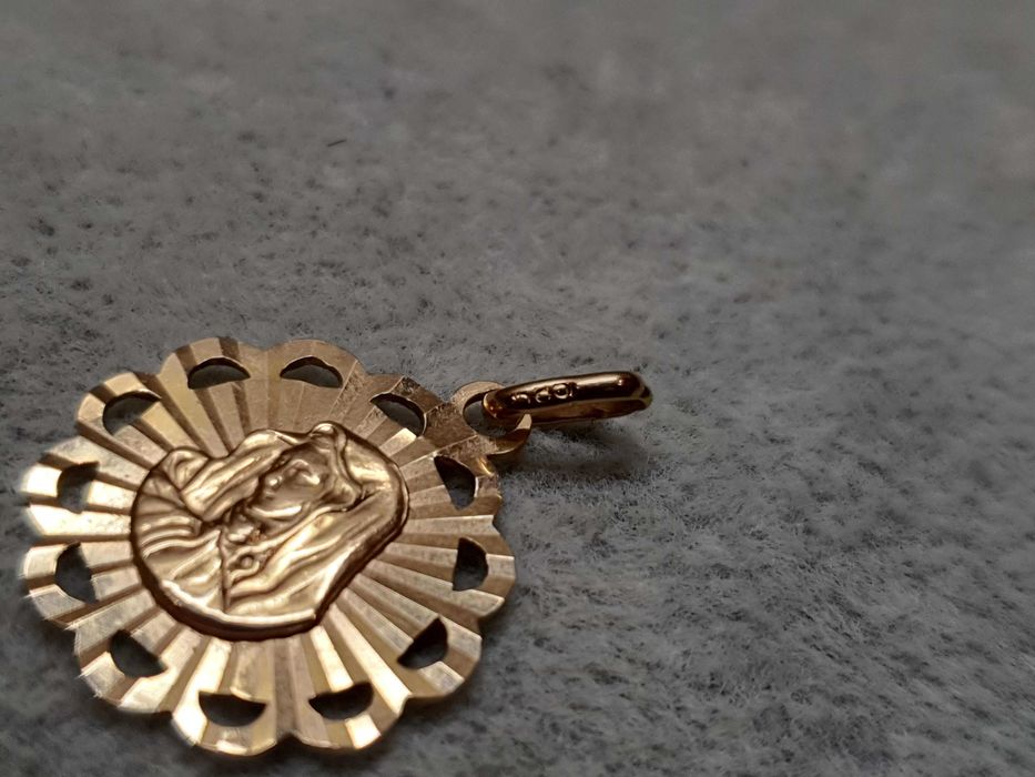 Złota zawieszka pr.585 1,86g Sk