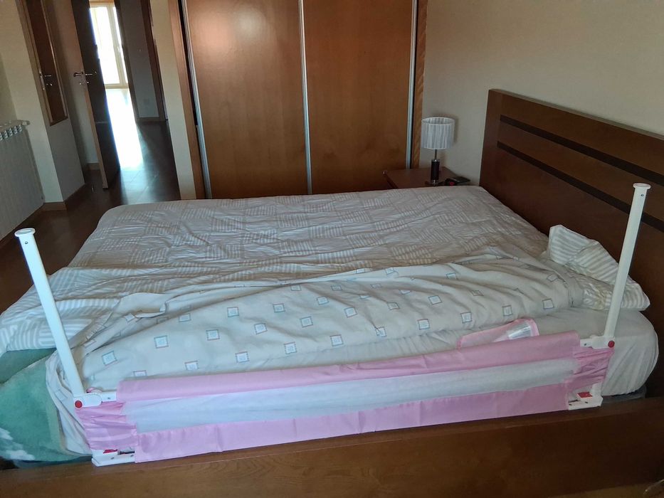 Grade para cama de criança