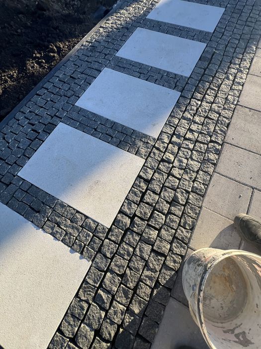 Укладка бруківки