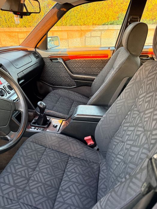 Mercedes C220 - 95 — photo 5