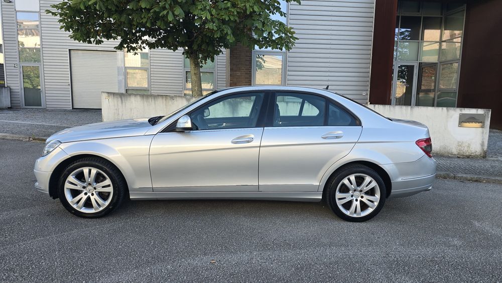 Mercedes C220 CDI Avantgarde 170cv Auto – IUC Antigo – Excelente Estado