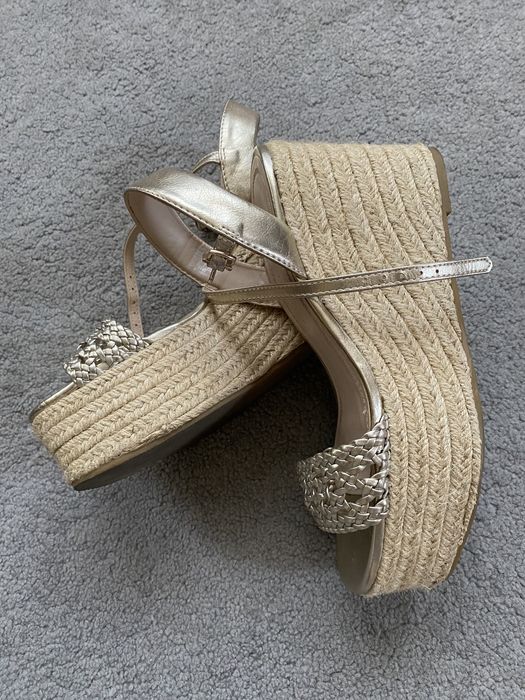 Босоніжки zara