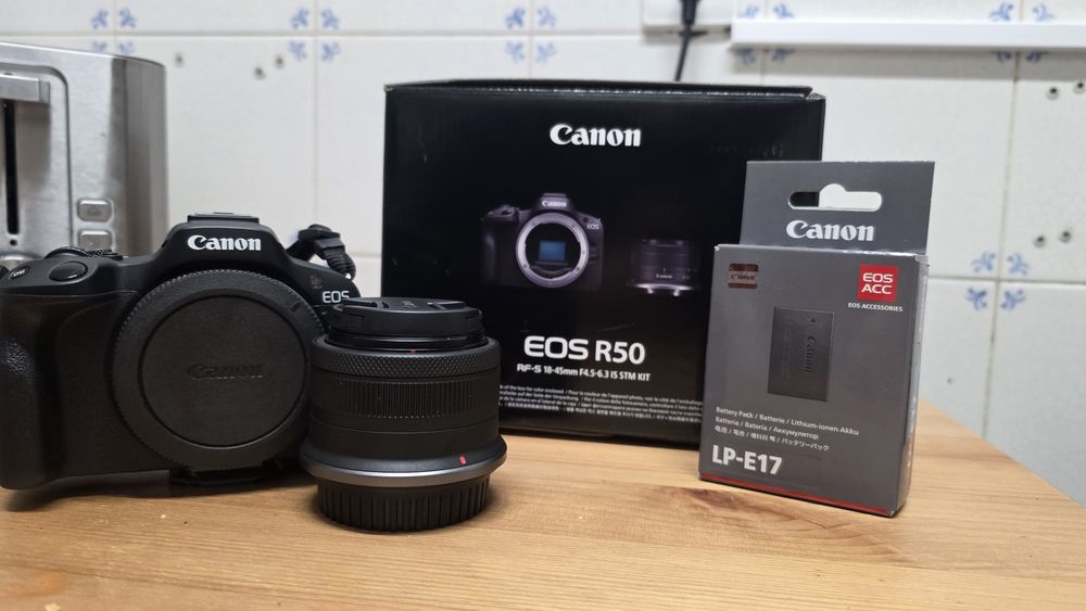 Canon R50 + 18-45 kit
