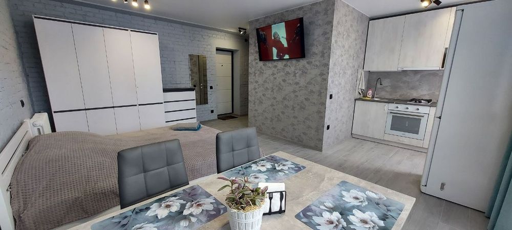 Здам ідеальну 1  кімнатну квартиру на довго  чи на місяць в центрі