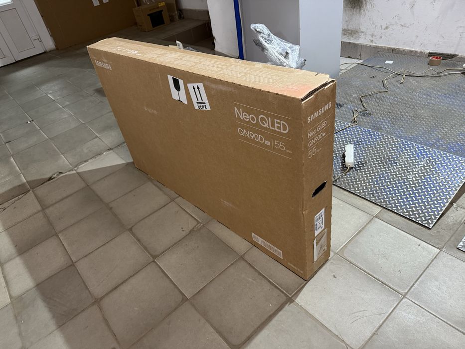 Телевізор Samsung NeoQLED QE-65QN90D, 55QN90D, 50QN90D, 43QN90D