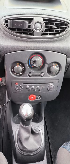 Renault Clio comercial 2008 1.5Cdi
Mês maio