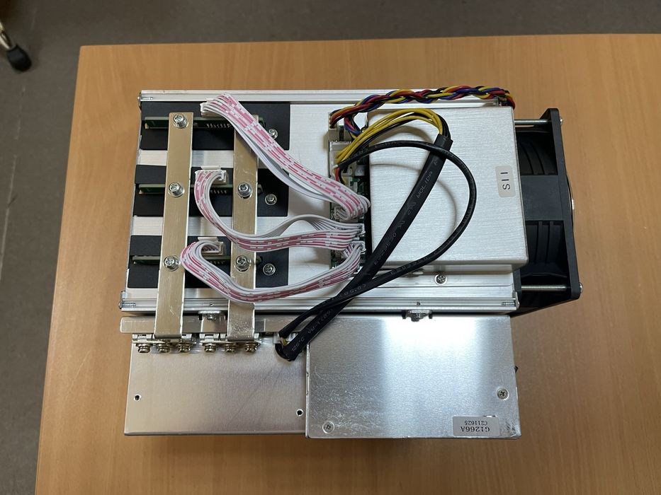 Біткоін Asic майнер Innosilicon T2T 30Th/s + БЖ