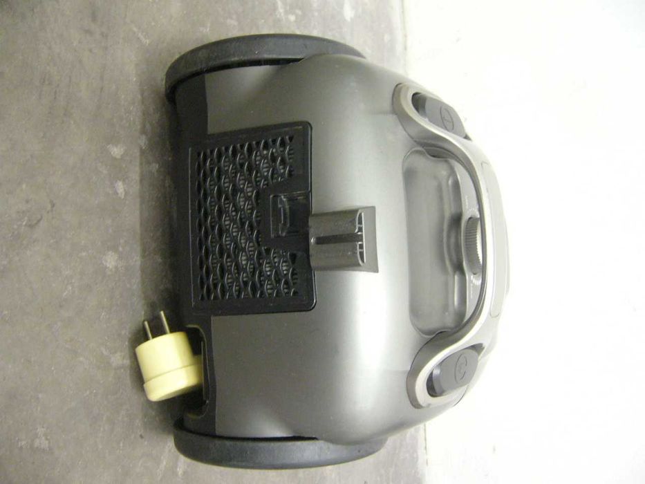 Odkurzacz Raven model EO005 sprzedany