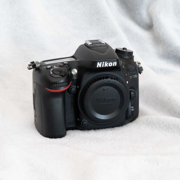 Nikon D7100 DSLR