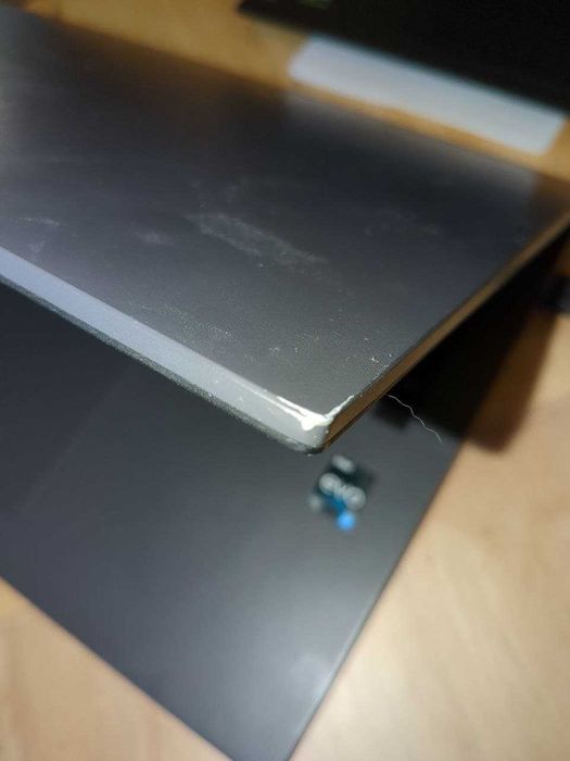 LG Gram 17" (2023) | i7-1360P | 32GB RAM | 2TB SSD | (teclado alemão)