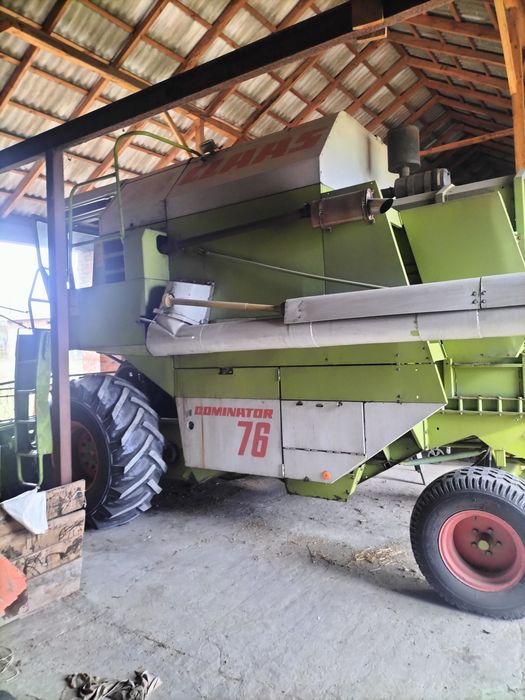 Claas dominator 76