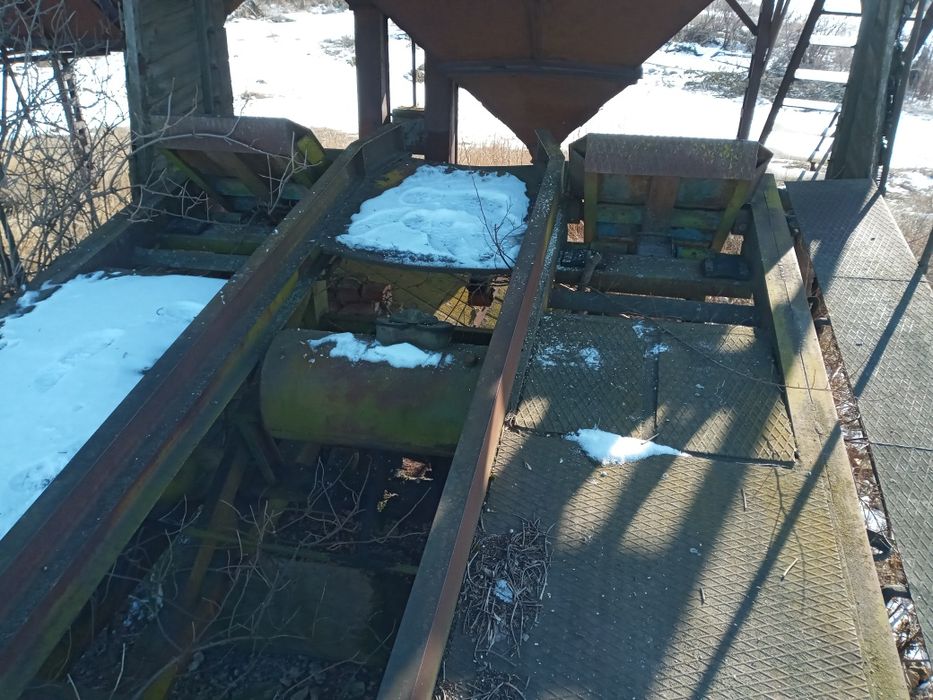 Продам єстакаду для авто