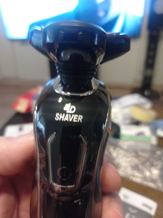 Sprzedam Nowa golarka do brody SHAWE 4D ładowanie USB