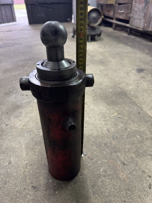 Silowniki hydrauliczne AUTOSAN