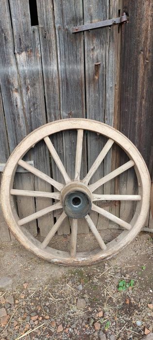 Koła drewniane od wozów konnych 6 sztuk