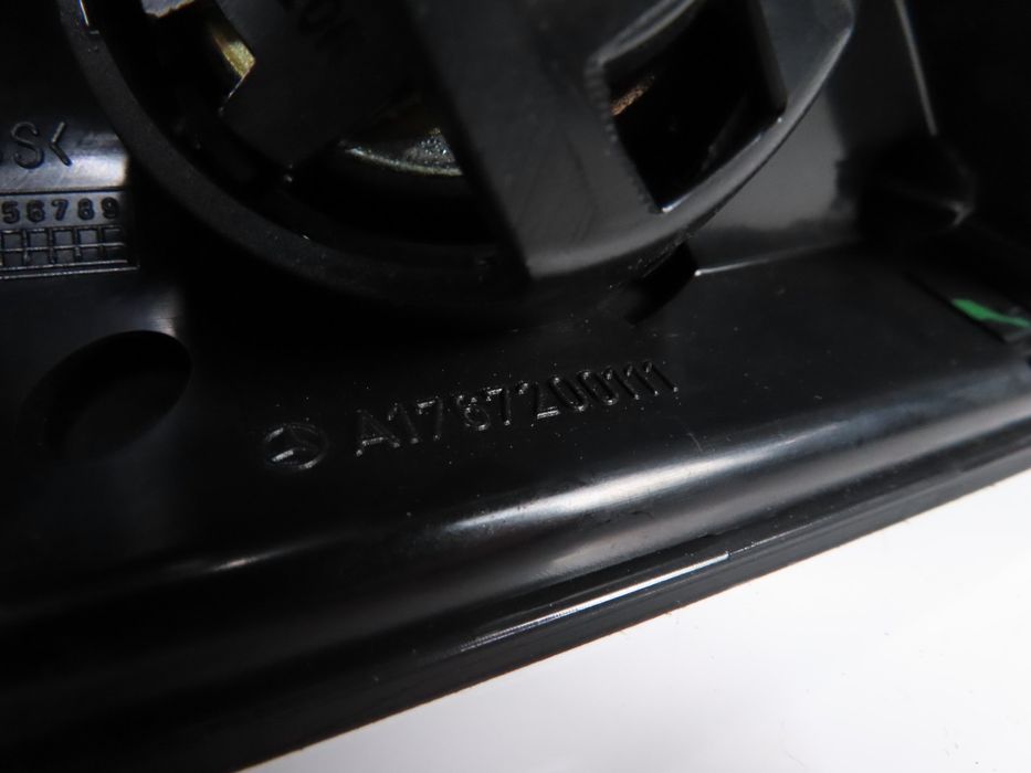 Resguardo C/ Tweeters Mercedes-Benz A-Class Ref: A1767200111 /