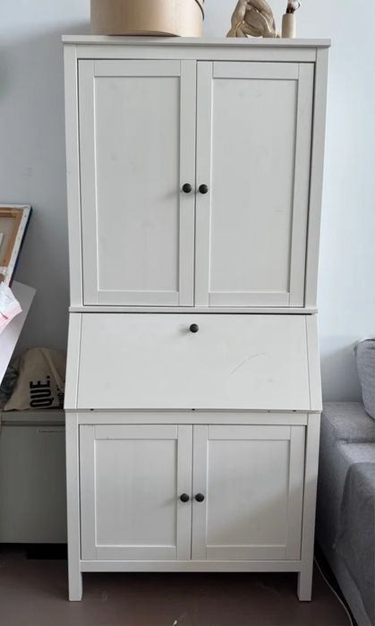 Escrivaninha completa Ikea, Micke. em excelente estado. Com entrega.