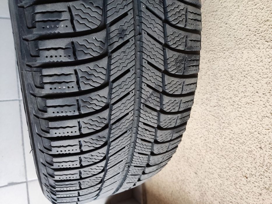 Продам зимові шини michelin x-ice 225/55/18