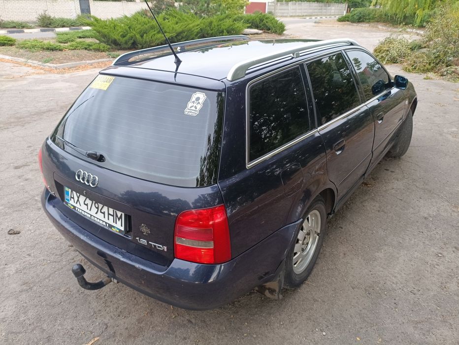 Продам своє авто Ауди А4 Б5,2001р.в.двигун 1.9tdi ajm 115к.с.,пробіг 317000км,