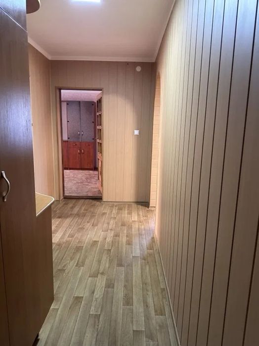 Продам елітну чотирикімнатну квартиру в центрі міста - 125 м².