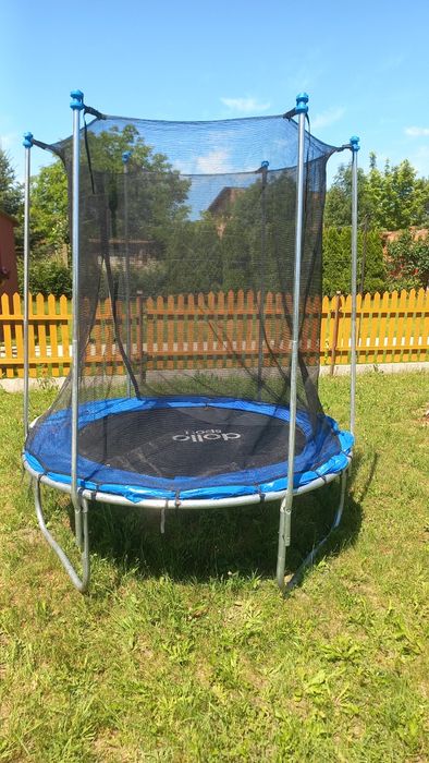 Trampolina ogrodowa