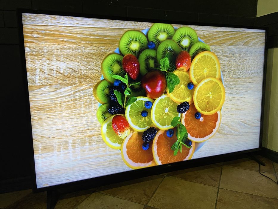Lg 65 smart tv 4 k  2018 р