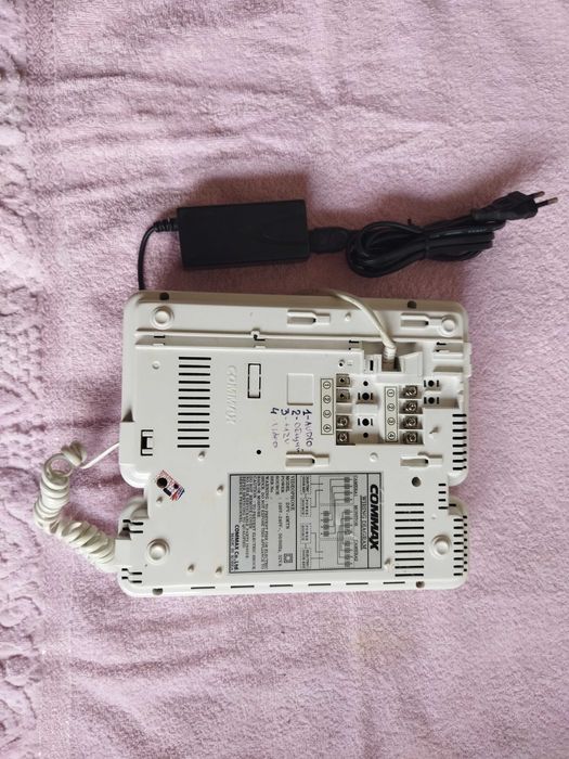 Видеодомофон COMAX DPV-4MTN.