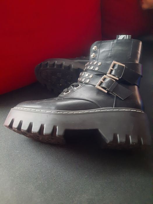 Buty botki CCC 39