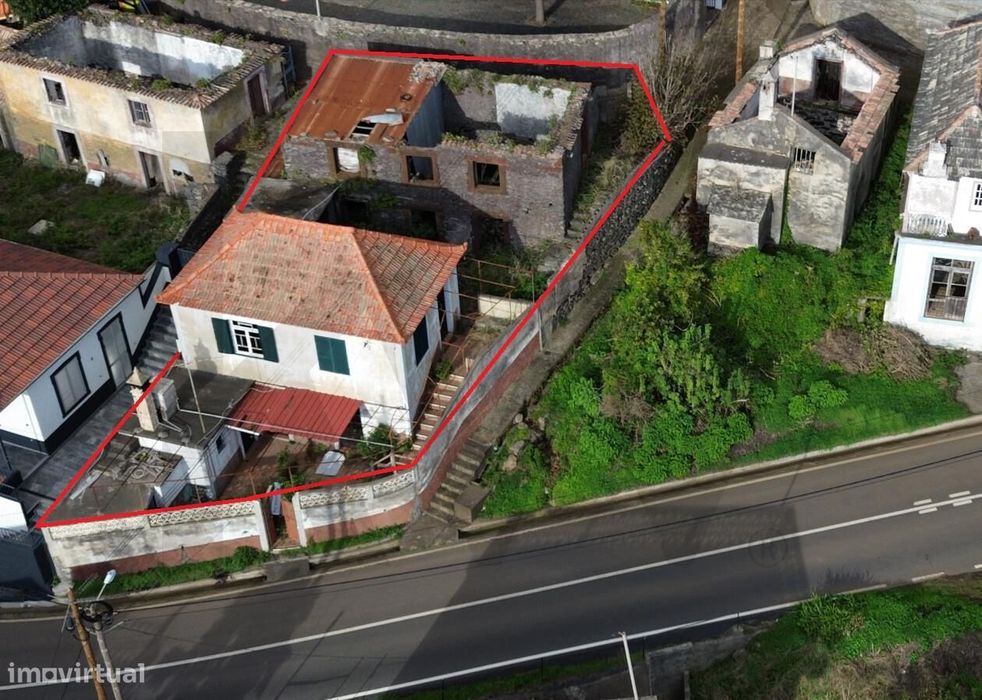 Projeto AL com Vista Mar Única | T2 + Ruína para Reabilitação | Fajã d