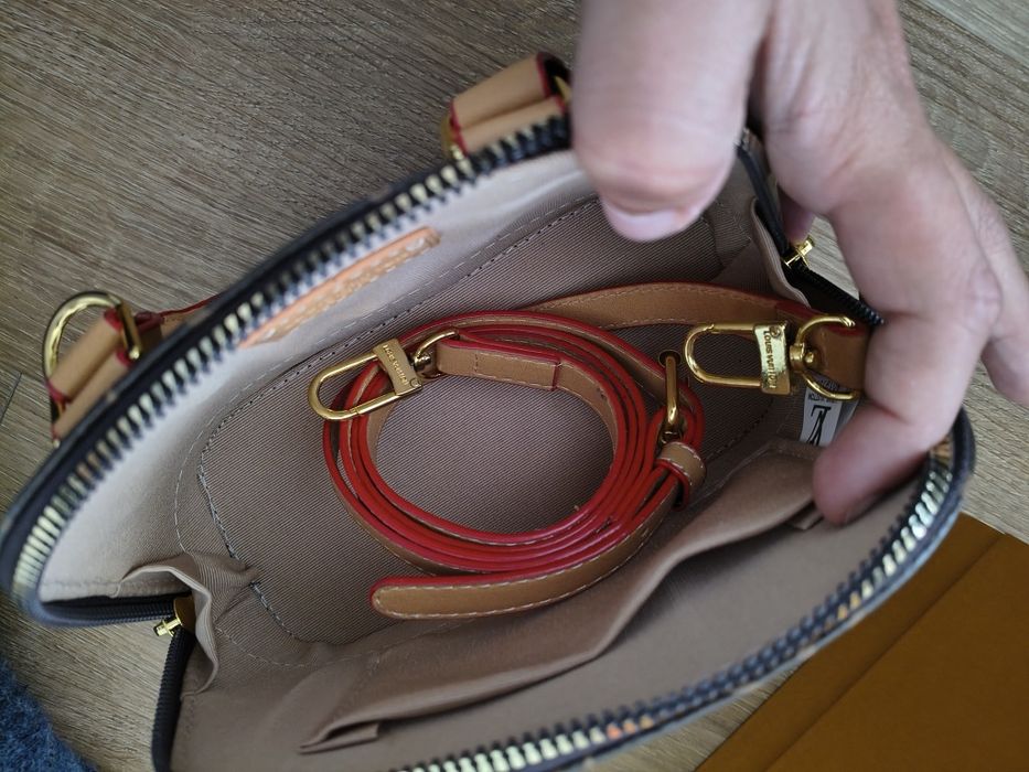 Louis Vuitton - Alma